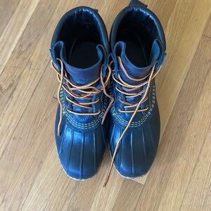 LL Bean 6” Duck Boots | Navy/Black | 7
